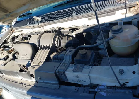 2003 Ford E-250 Commercial/Recreational from USA, damaged, VIN 1FTNE24WX3HA32302